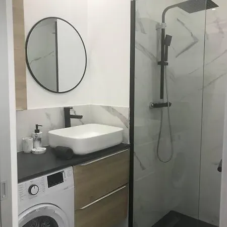 Apartamento 3 Bed Modern Flat Close To The *
